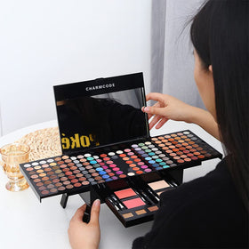 CHARMCODE model using palette with mirror for precise on-the-go application