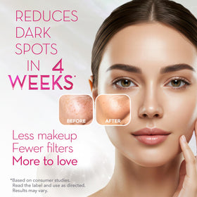 Cicatricure gel-cream texture on finger illustrating lightweight hydration