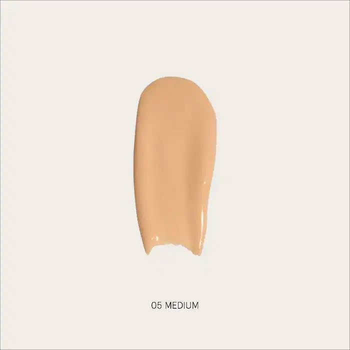 Ciele texture close-up drop demonstrating lightweight blendable coverage