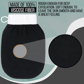 CLARIAL mitt held in hand to display scale and comfortable fit benefit