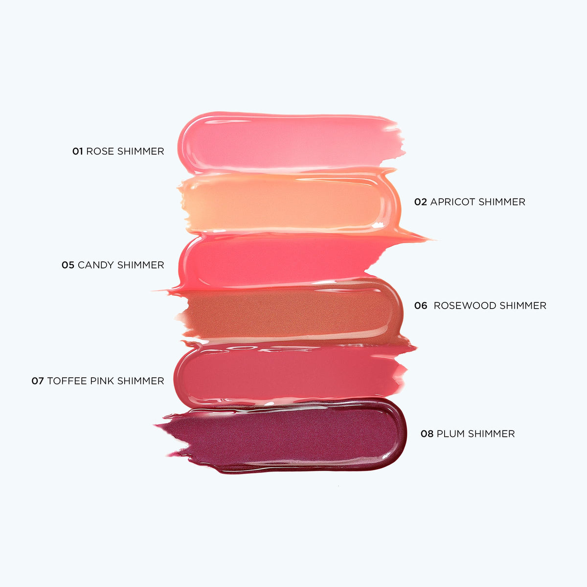 Clarins gloss on lips in natural light for luminous effect