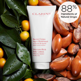 Clarins tamarind pulp acids visual highlighting gentle exfoliation and smoother texture