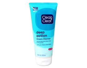 Clean & Clear creamy texture close-up illustrating gentle, non-foaming cleanse