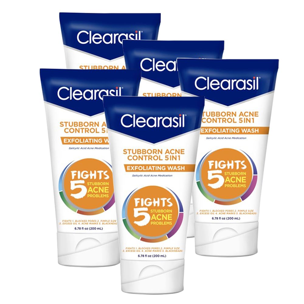 Clearasil front packaging showing bottle and brand for easy identification and trust