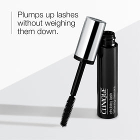 Clinique oversized brush close-up for fuller lash definition