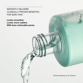 Clinique bottle cap detail highlighting secure closure for travel and freshness