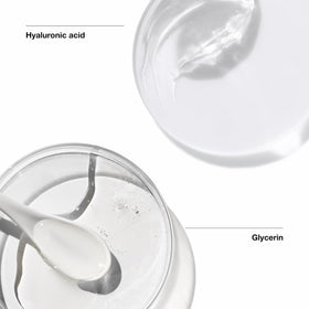 Close-up of creamy foaming texture showing Clinique formula’s gentle, cushiony lather