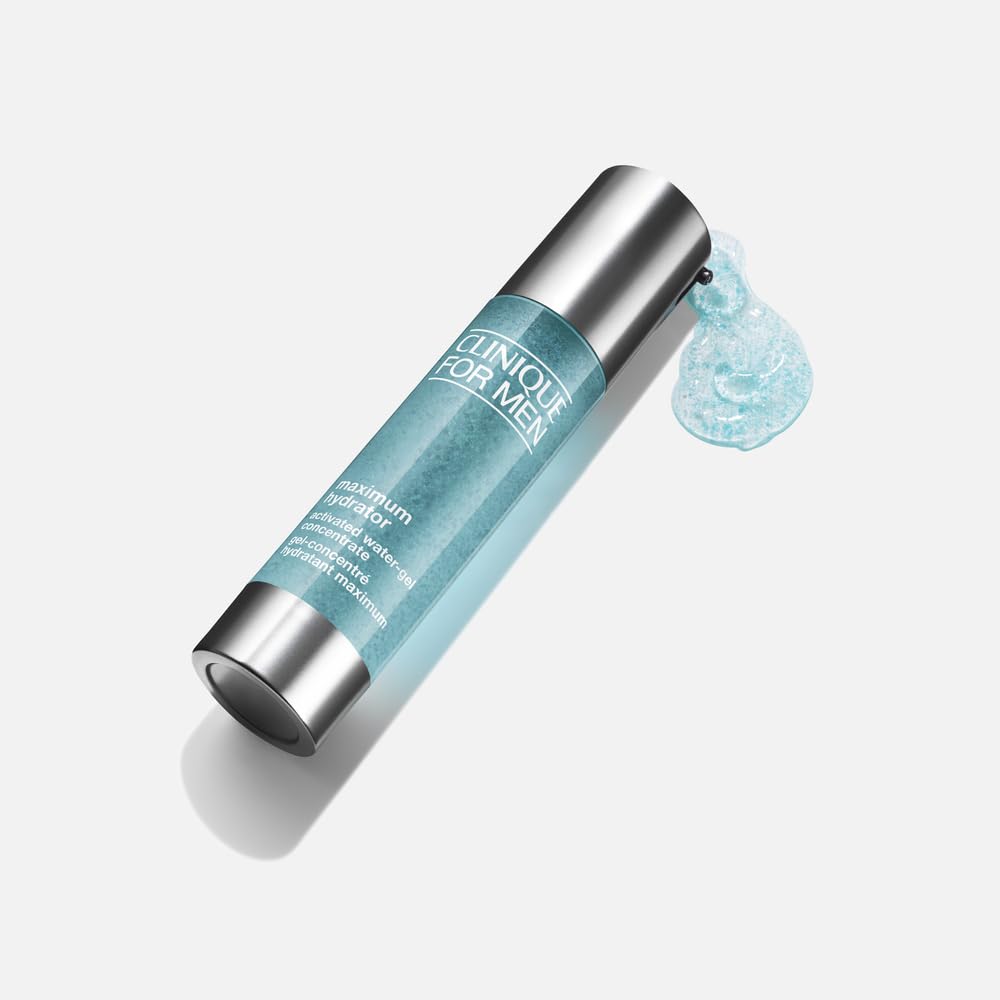 Clinique water-gel texture close-up showing lightweight gel and fast absorption