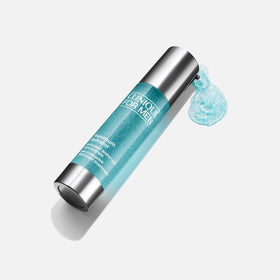 Clinique water-gel texture close-up showing lightweight gel and fast absorption