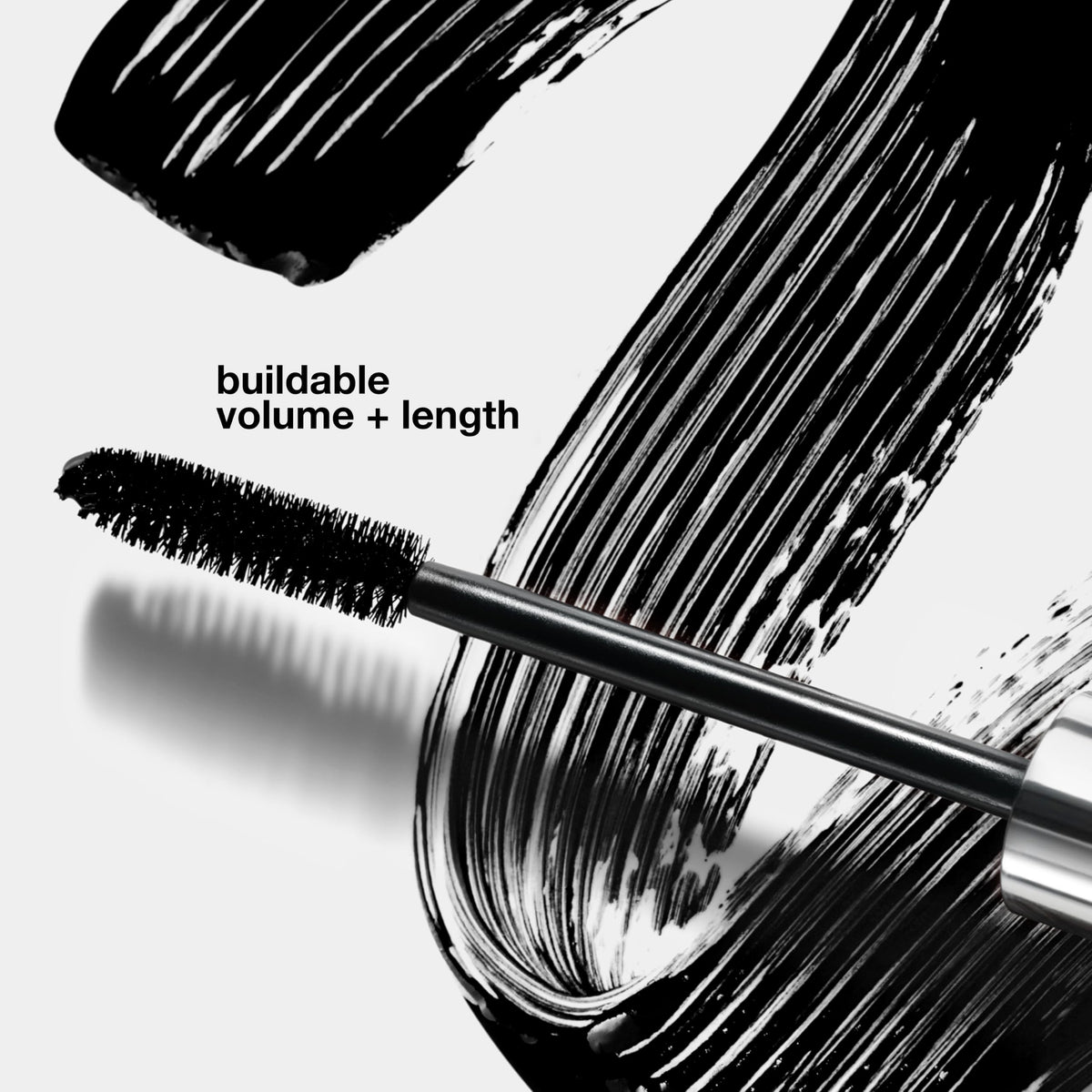 Clinique side view on lashes demonstrating added length and separated lash effect