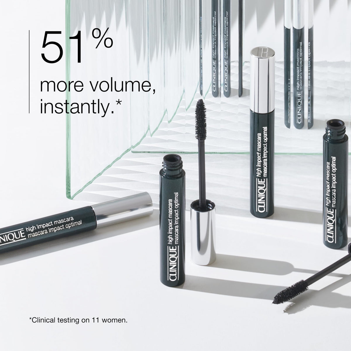 Clinique swatch stroke of black mascara illustrating buildable pigment and smooth application
