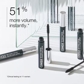 Clinique swatch stroke of black mascara illustrating buildable pigment and smooth application