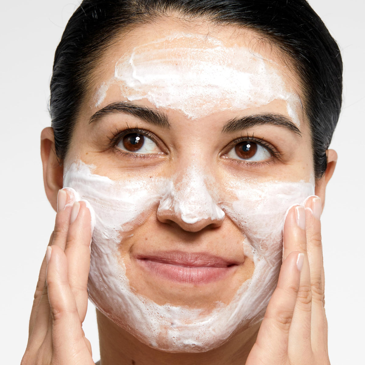 Clinique hyaluronic acid and glycerin callout showing hydrating ingredients for softer skin