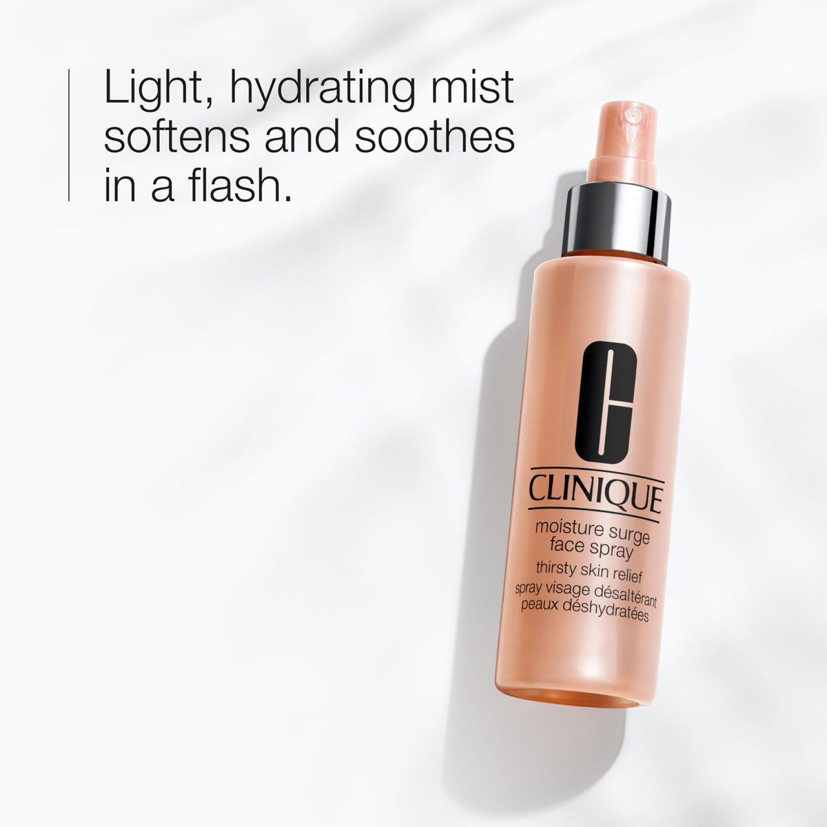 Clinique Moisture Surge close-up of fine mist droplets, delivers instant moisture