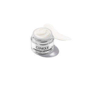 Clinique creamy texture close-up demonstrating rich hydration and smooth application