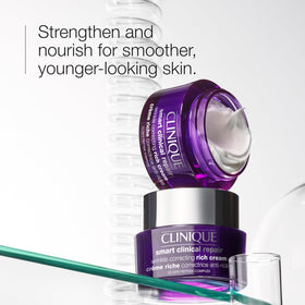 Clinique cream texture close-up displaying rich consistency for nourishment