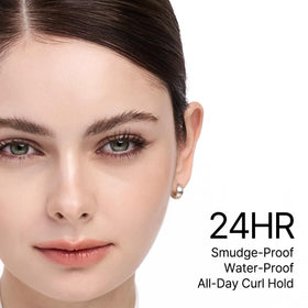 CLIO formula texture swipe on skin displaying rich pigmentation and smooth buildability