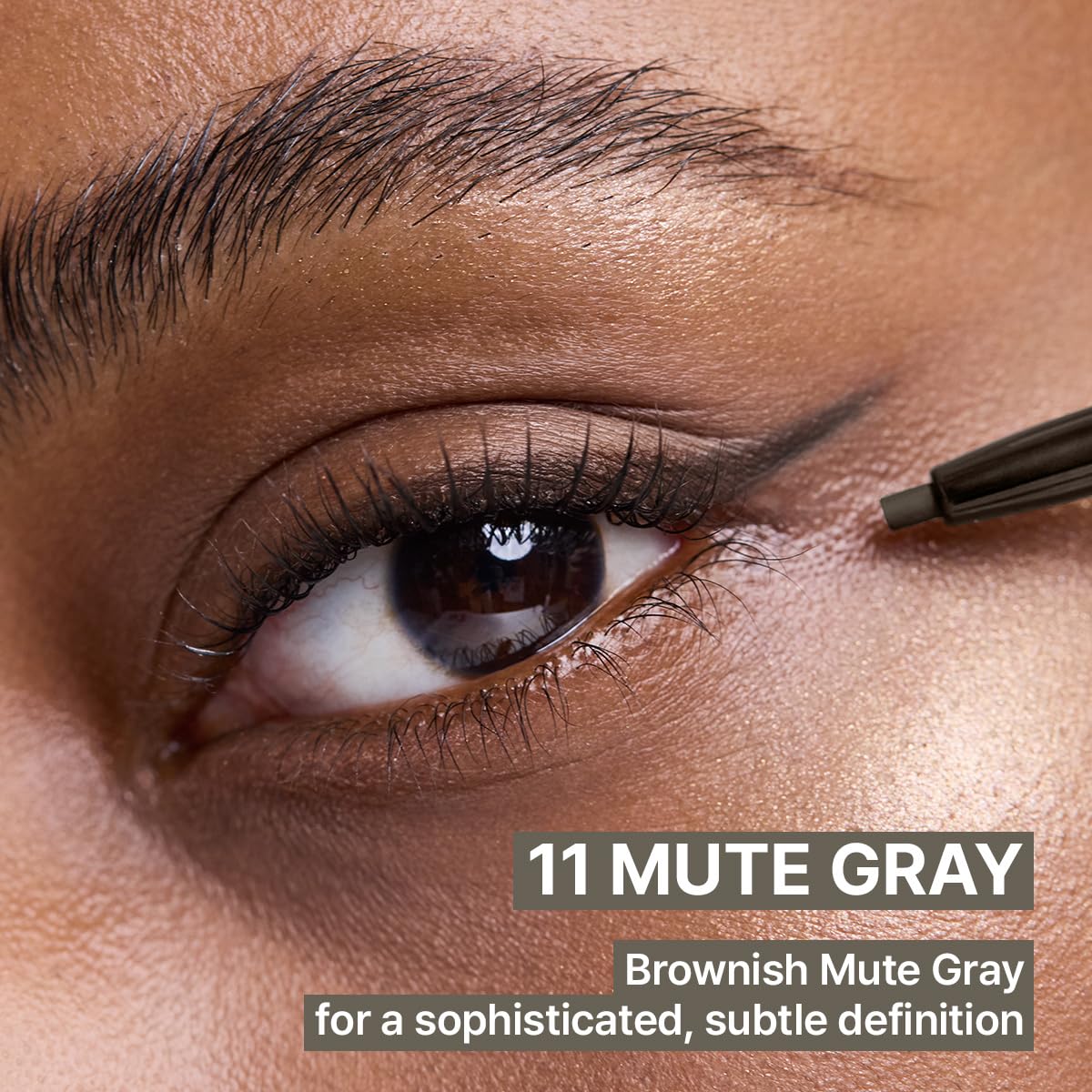 CLIO PROFESSIONAL swatch stroke on skin demonstrating smooth tug-free glide