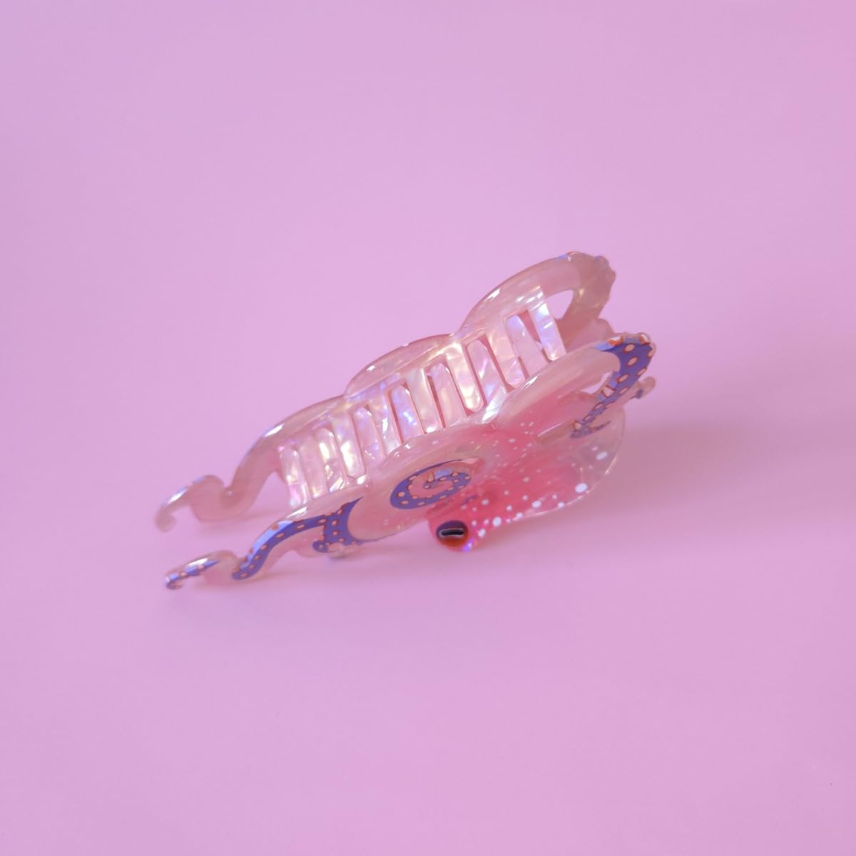 Clip Sugar coated spring detail displays rust-resistant reliable closure