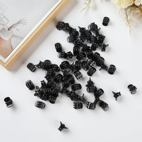 Cobahom clips packed in a pouch for travel-ready convenience and quick touch-ups