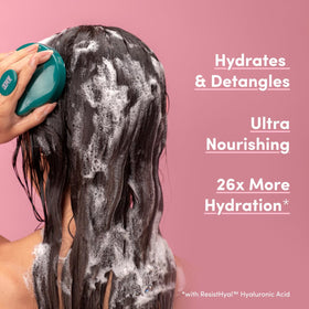 Coco & Eve shampoo in-shower application demonstrating smooth results