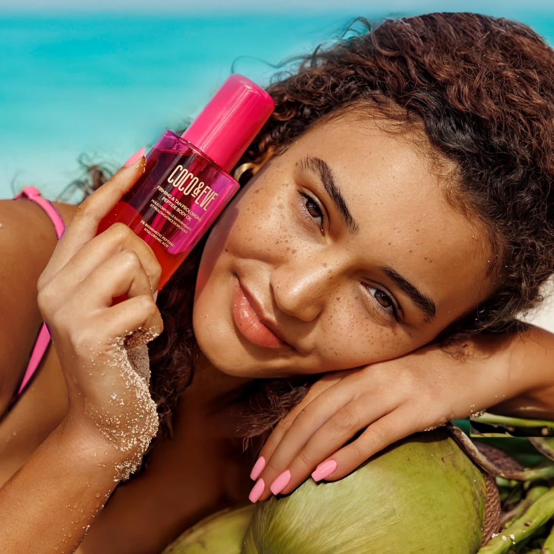 Coco & Eve label close-up highlighting peptide and vitamin-rich benefits
