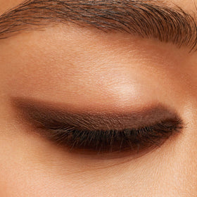 ColourPop application on upper lashline demonstrating defined precise lines