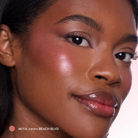 ColourPop blending with brush showing buildable color without streaks