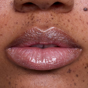 Sparkling Opal shade swirl from ColourPop showing pearlized reflective shine