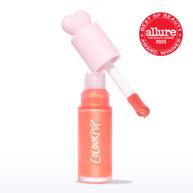 ColourPop doe-foot applicator close-up for precise placement and easy blending