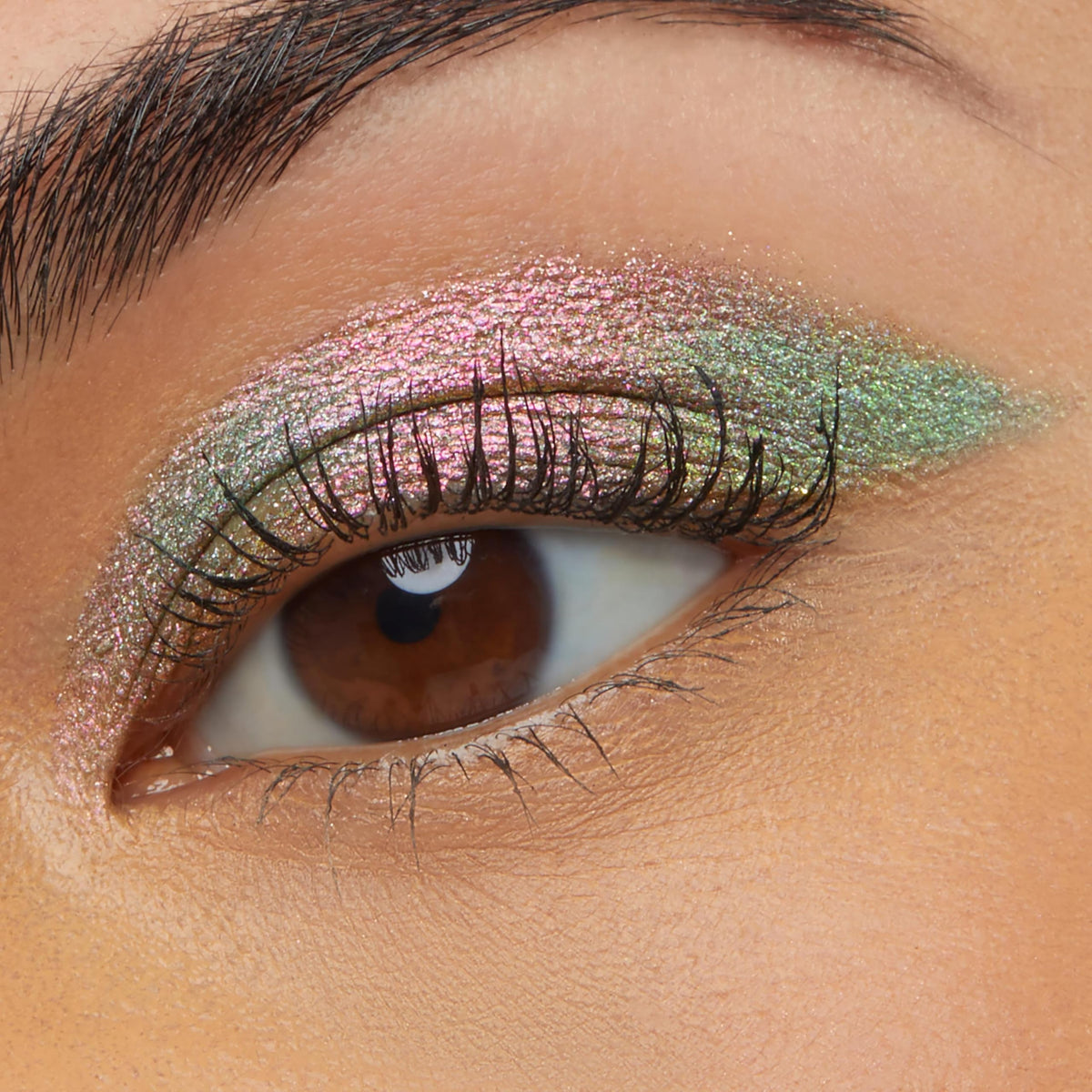 ColourPop Shadow Stix Galaxy built-in sharpener detail for precise tip