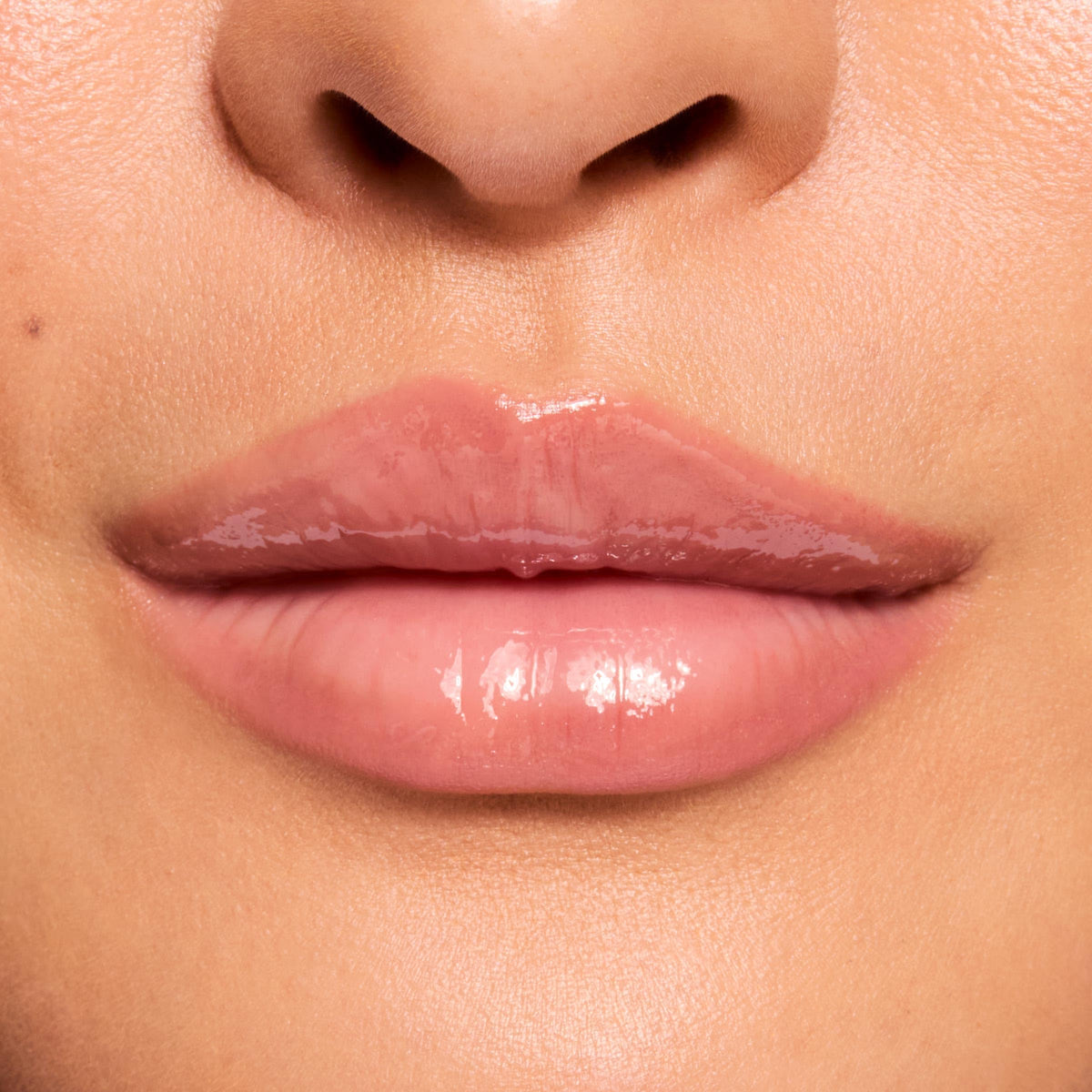 ColourPop ingredient highlight with hyaluronic acid and butters visible for conditioning