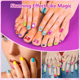 Combaybe fake nails and stickers organized for easy selection and styling