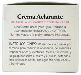 Concha Nacar mask application on cheek showing even coverage and soothing effect