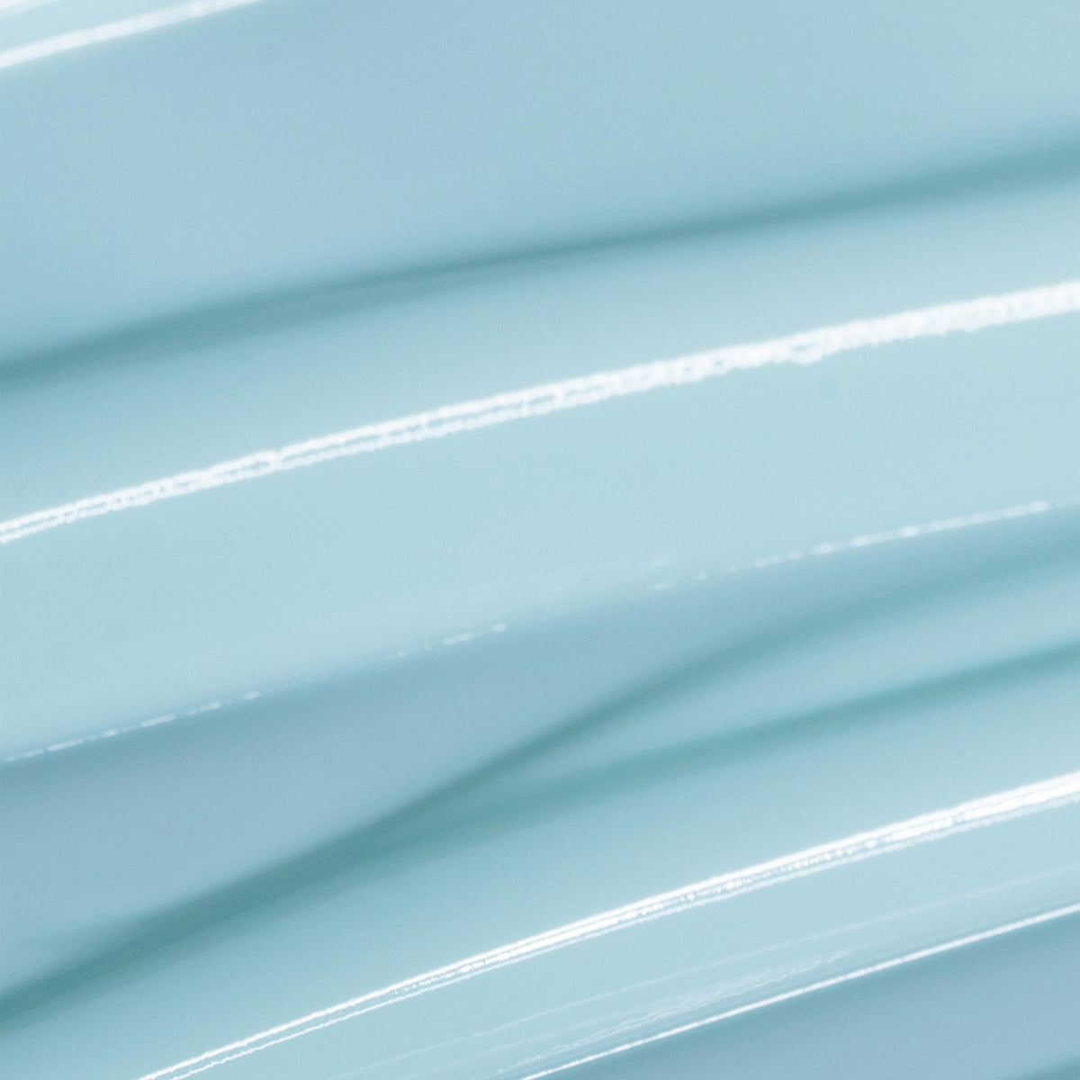COOLA pump dispensing water-gel texture for fast absorption benefit