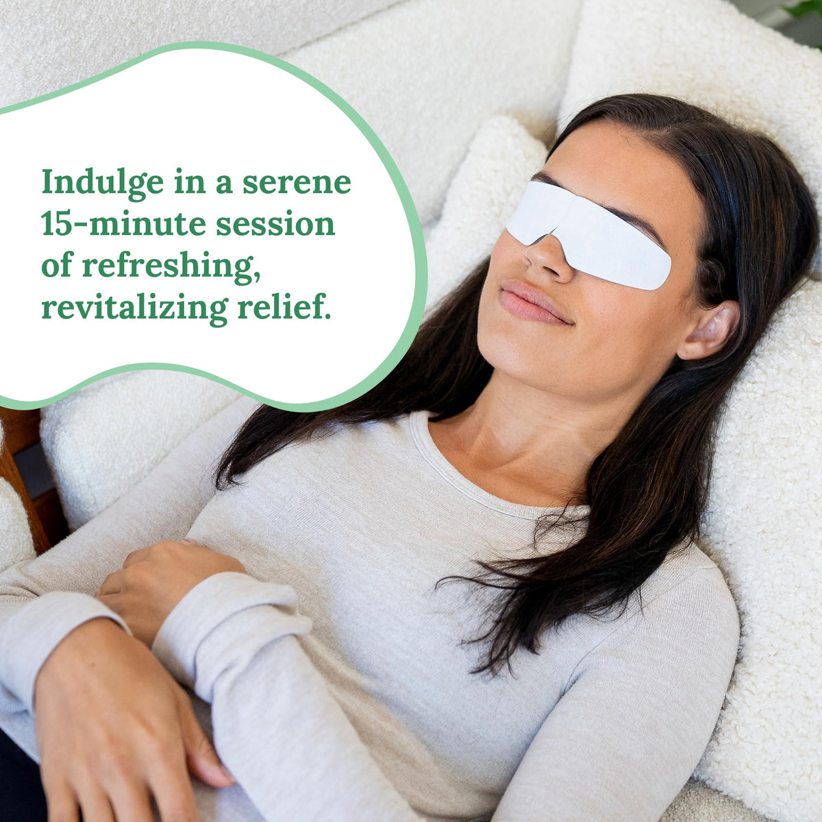 CorneaCare Rescue ingredient label highlighting natural extracts and cooling agents