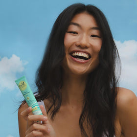 CoTZ used outdoors at beach demonstrating sun protection benefit
