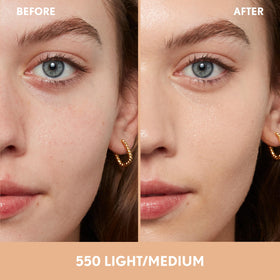 COVERGIRL application with sponge demonstrating easy blendability benefit