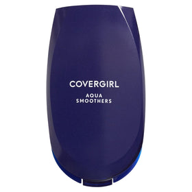 COVERGIRL close-up texture of powder-to-liquid formula demonstrating smooth finish benefit