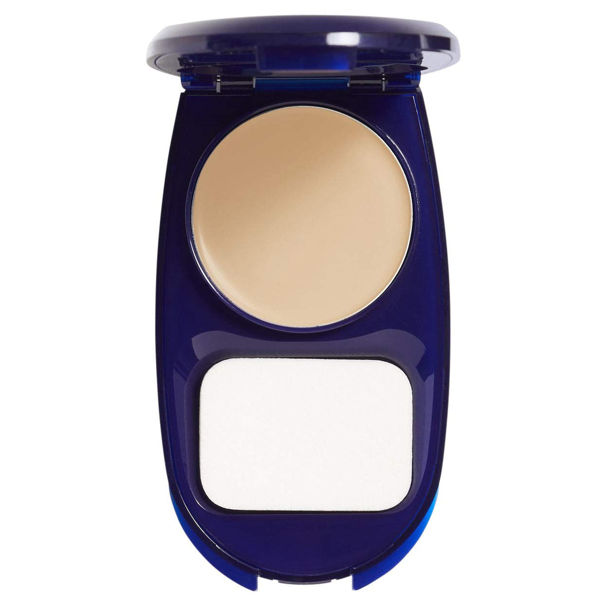 COVERGIRL Aquasmooth texture close-up demonstrating creamy-to-powder finish benefit
