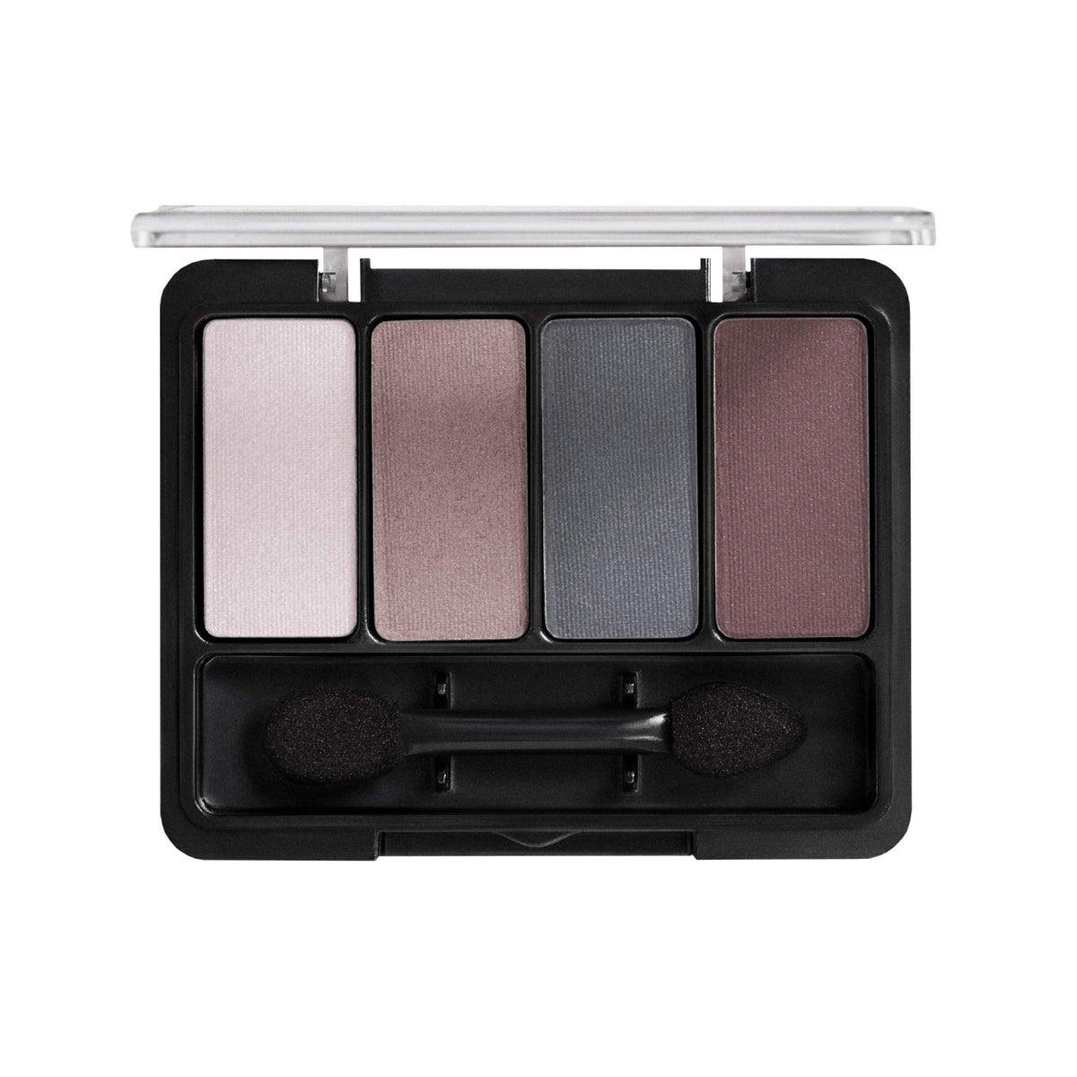 COVERGIRL texture close-up of silky formula for seamless blending
