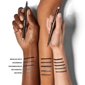 COVERGIRL eyeliner applied on eye highlighting precise definition benefit