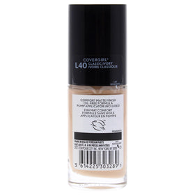 COVERGIRL close-up of foundation texture and drops showing smooth blendability and oil control benefit