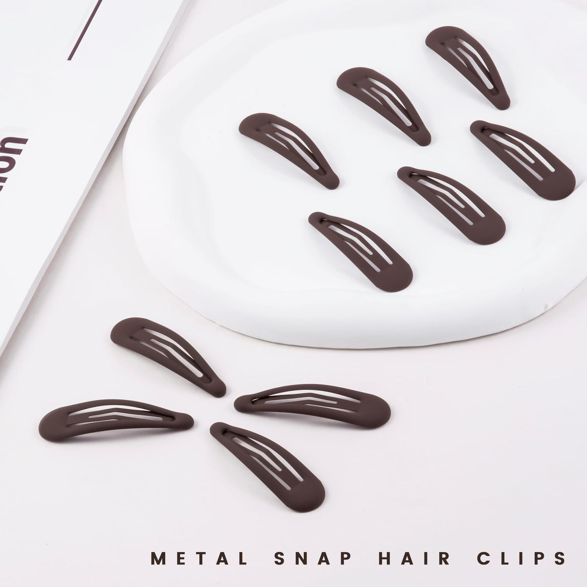 Cptots clip texture detail, matte finish reduces slip and shine