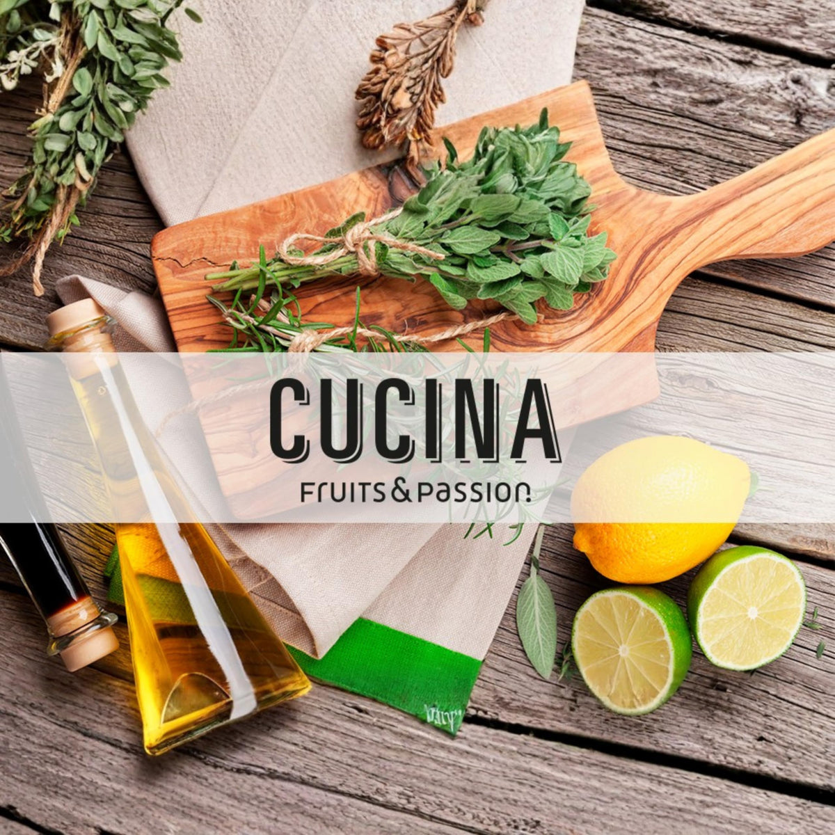 Cucina recyclable container beside glass bottle to illustrate refill and reuse