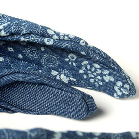 Cuizhiyu three different denim designs laid flat for styling variety