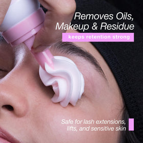 CURACORO foam applied to model lashes showing safe, no-rub residue removal