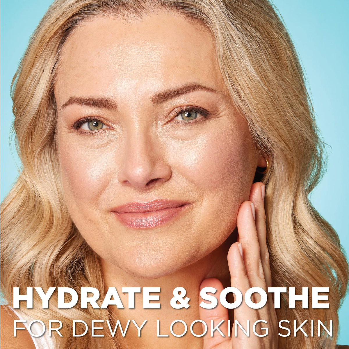 Curel essence pouring drops demonstrating quick absorption and lightweight hydration