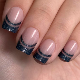Curvlife close-up of gel pattern and glossy finish benefit salon-like look