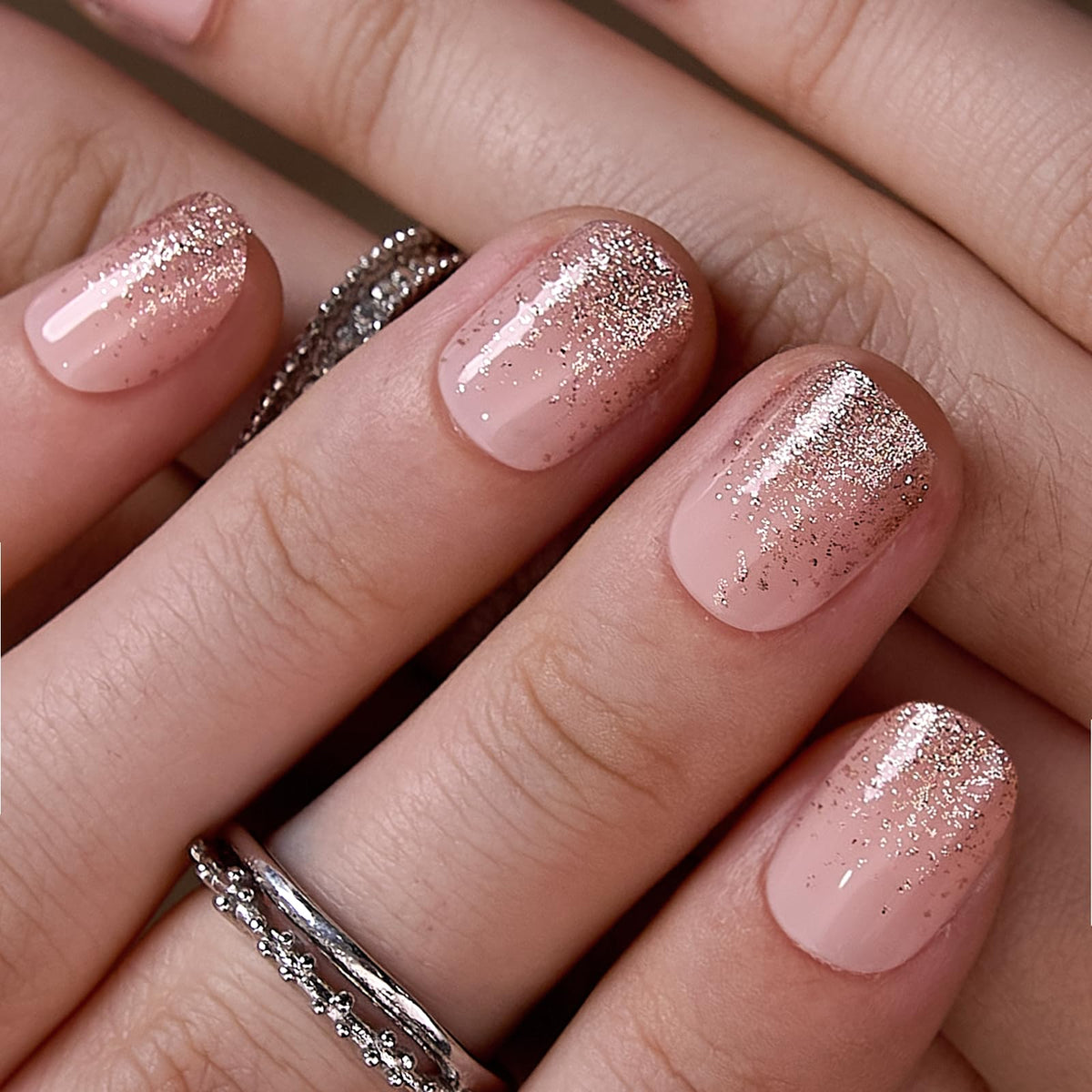 CurvLife close-up of glossy gel finish highlighting durable salon shine
